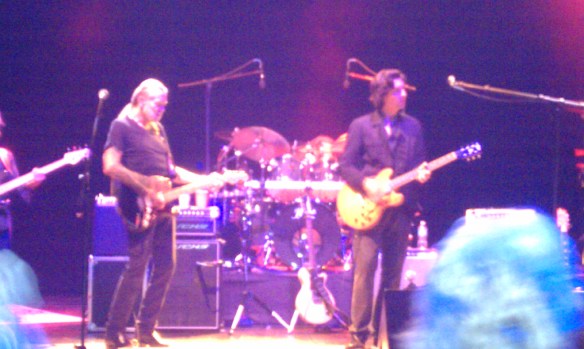 Gregg shows off his guitar chops on an extended break from the keys